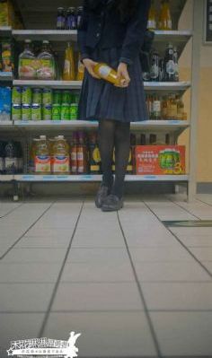 欧美亚洲另类偷偷自拍_国产剧高清在线观看