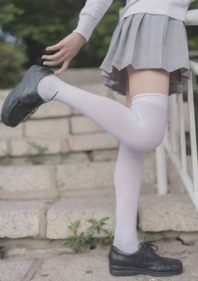 《隔壁女邻居3》中文_1080免费观看视频